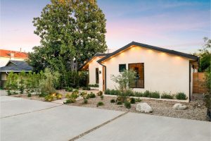 shutterstock 2563059737